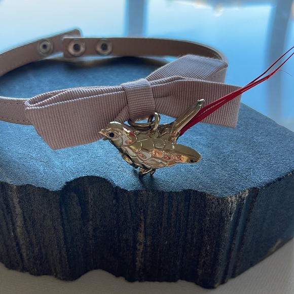 Authentic RED VALENTINO
BIRD DETAIL NECKLACE - Picture 9 of 9